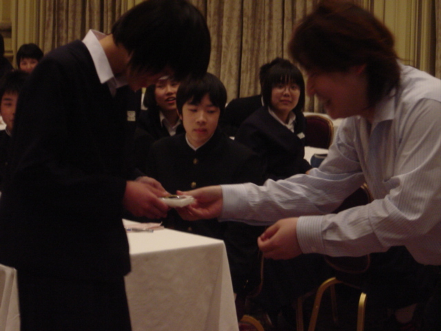 �͂��A�v���[���g�I